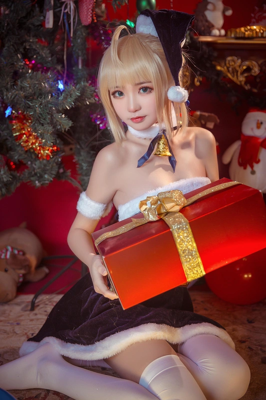 阿尔托莉雅_圣诞贺图 - 这个泡泡就是逊啦